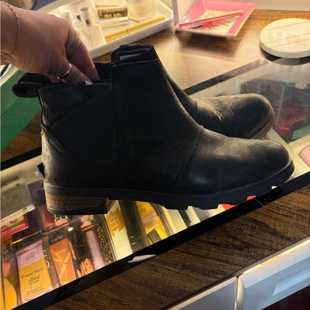 Sorel Black Leather Ankle Boots